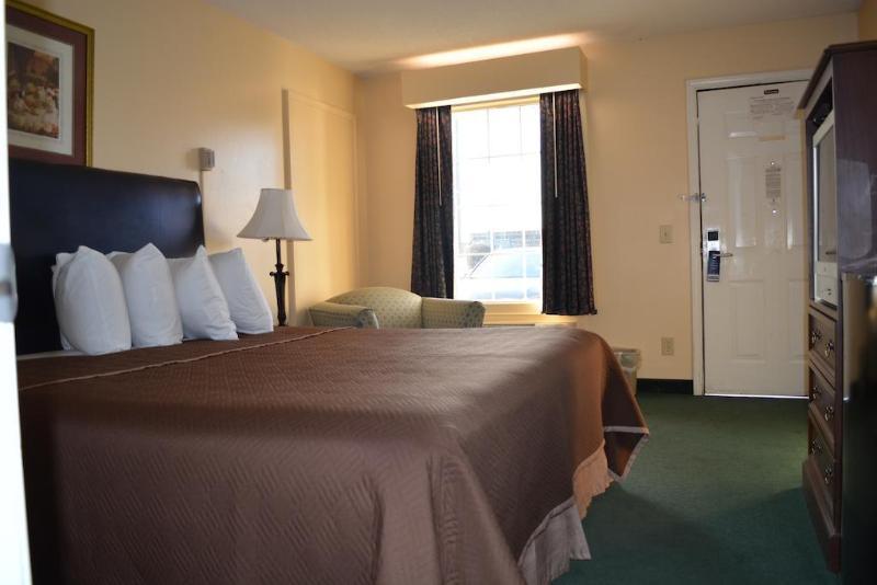 Baymont By Wyndham Commerce Ga Near Tanger Outlets Mall Exterior foto